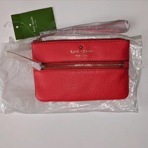 Kate Spade Cobble Hill Bee Geranium Leather Wristlet  NWT